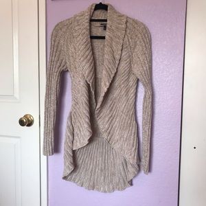 Cream flowy cardigan